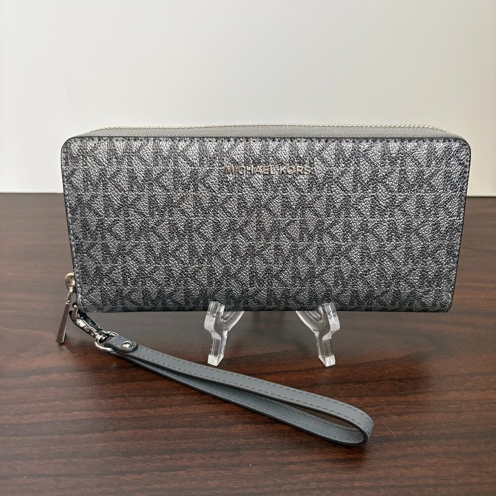 Michael Kors Jet Set Travel Large Continental Wallet Wristlet MK Signature Grey